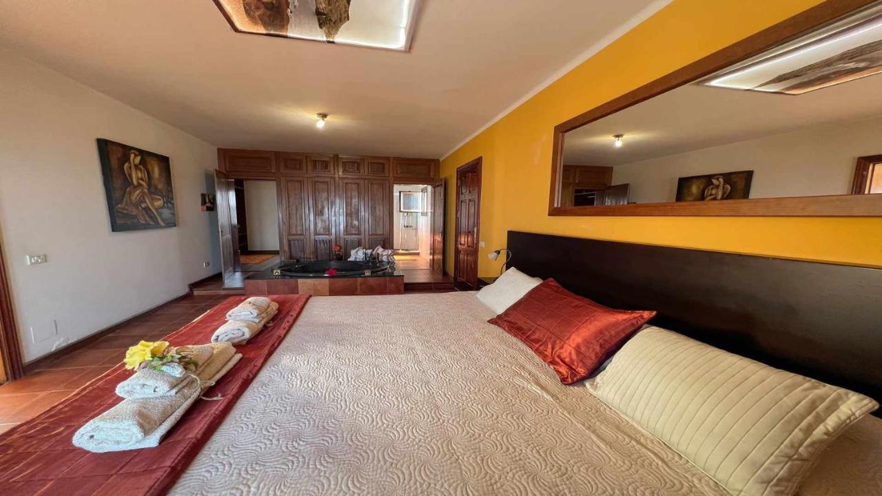 ティアス Preciosa Casa Cristian Y Maria Con Piscina Privadaヴィラ エクステリア 写真