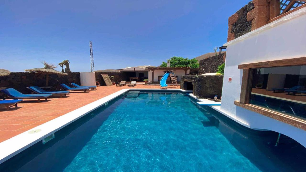 ティアス Preciosa Casa Cristian Y Maria Con Piscina Privadaヴィラ エクステリア 写真